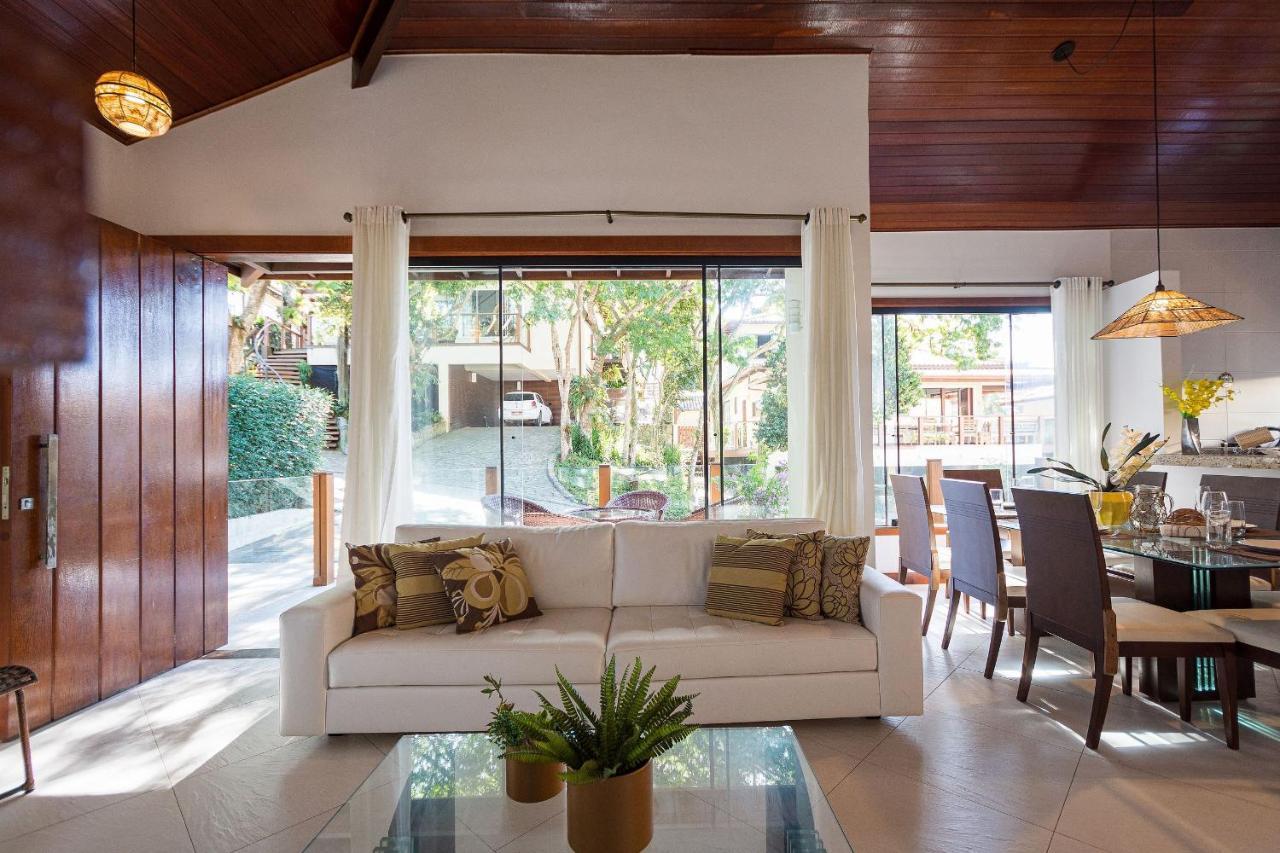 Casa Espetacular Entre Geriba E Ferradurinha - Wifi 200Mb - Piscina Do Codominio - 700 M Da Praia - Garagem - 4 Suites - Area Gourmet Privativa - Cozinha Equipada - Area Kids - Portaria 24H - Ar Condicionado Búzios Eksteriør billede